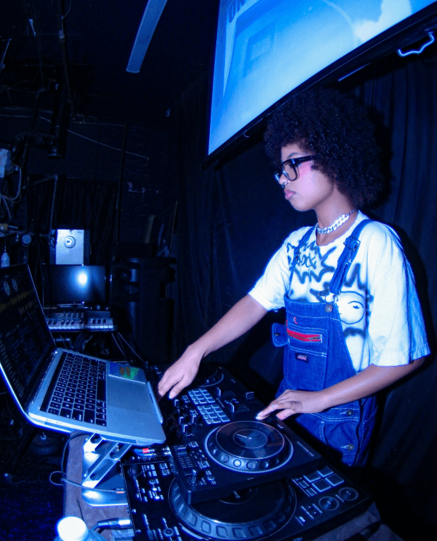 Select Market adelaide dj